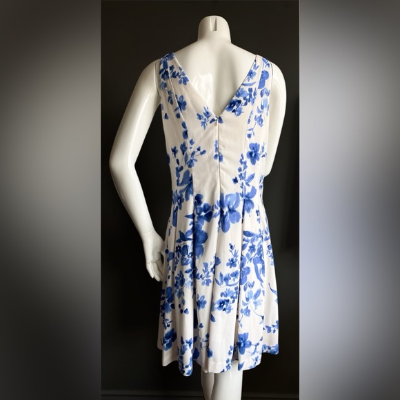 Lauren Ralph Lauren Blue Floral Dress Aline Career Wedding Cocktail Victorian 10 - Picture 4 of 11
